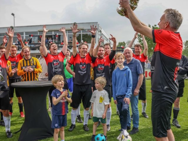 “Veteranen van SV RAP brengen de roemruchte voetbalgeschiedenis tot leven”